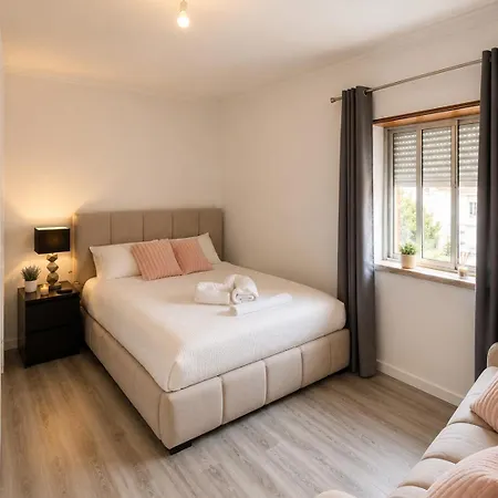 Comfortable & Spacious 3 Bedroom Ap In Miratejo شقة *