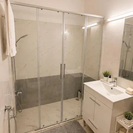 شقة Comfortable & Spacious 3 Bedroom Ap In Miratejo كورويوس
