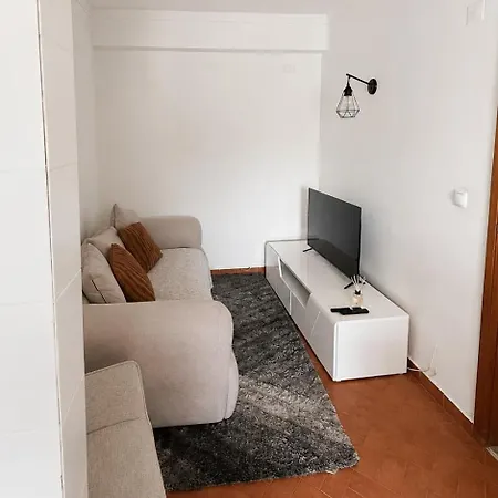 Comfortable & Spacious 3 Bedroom Ap In Miratejo * كورويوس